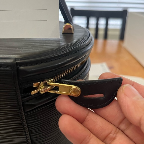 LV EPI BLACK - Picture 3 of 12